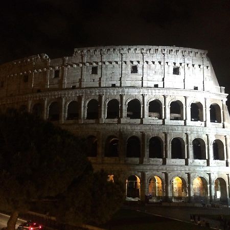Alloggio Turistico Al Colosseo Bed & Breakfast Rome Exterior photo