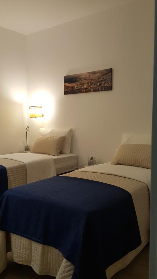 Alloggio Turistico Al Colosseo Bed & Breakfast Rome Exterior photo