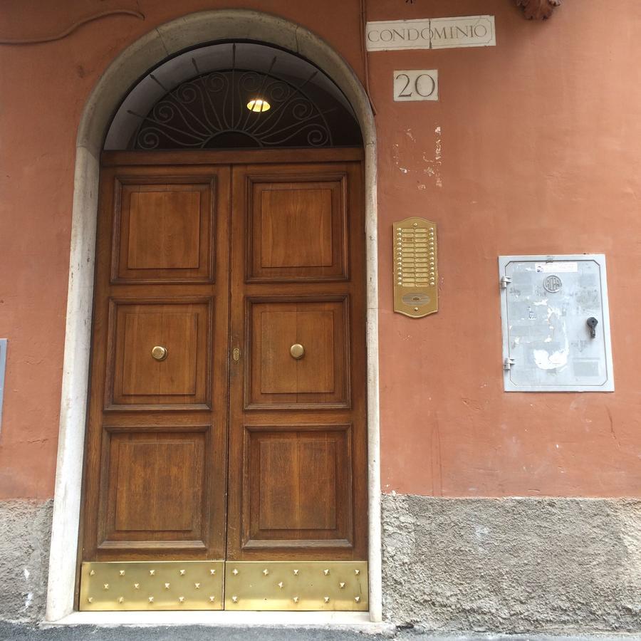 Alloggio Turistico Al Colosseo Bed & Breakfast Rome Exterior photo